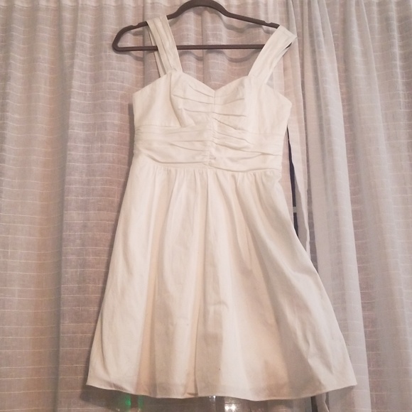 Dress - Picture 1 of 3